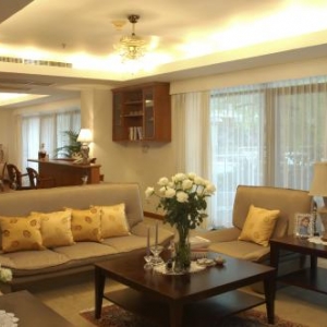 Bangkok Serviced Apartment - Nichada Thani Service House and Apartment